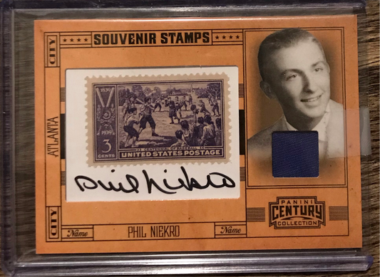 2010 Panini Donruss Americana Phil Niekro Autograph With Souvenir Stamp (1939) 6/10